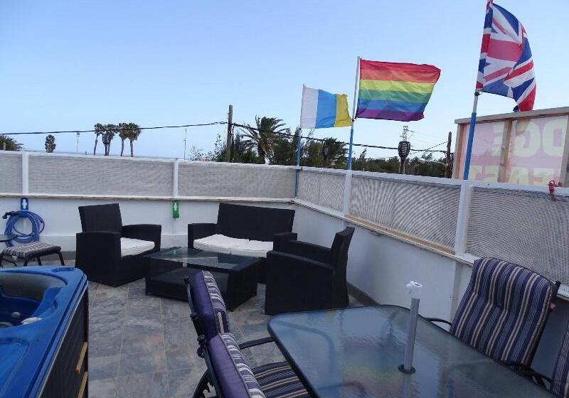 Rickaty Lodge Bed And Breakfast, Hotel De Aeropuerto, Plane Spotting Hotel, Las Palmas Airport, Gran