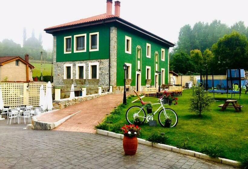 Villa Palatina Superior Hostel