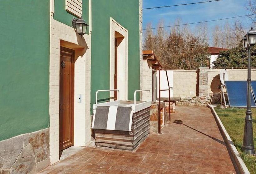 Villa Palatina Superior Hostel