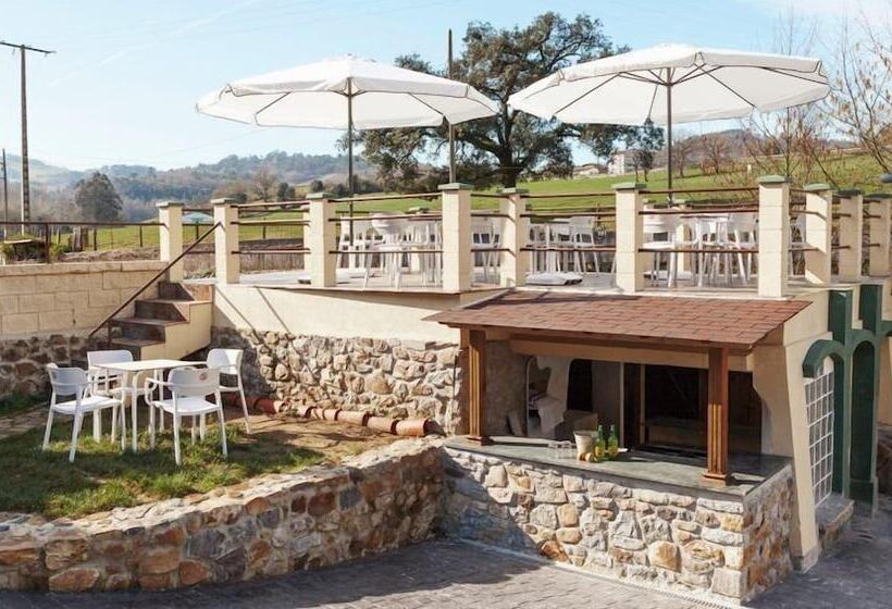 Villa Palatina Superior Hostel