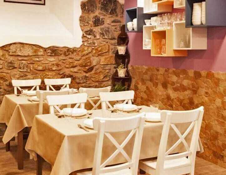 Villa Palatina Superior Hostel