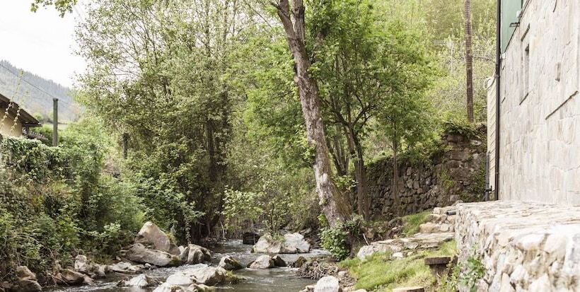 Villa Palatina Superior Hostel