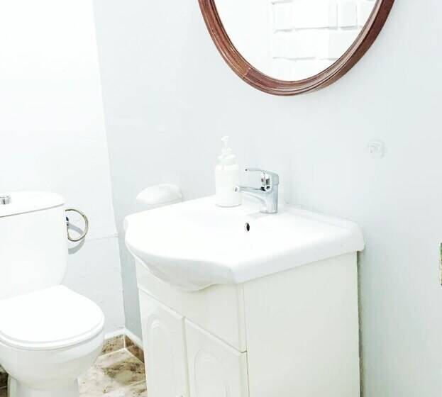 הוסטל El Castillo