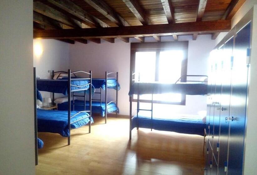 호스텔 La Casa De Mi Abuela