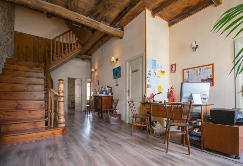 فندق صغير La Casona De Sarria
