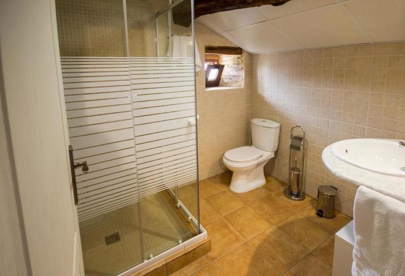 הוסטל La Casona De Sarria