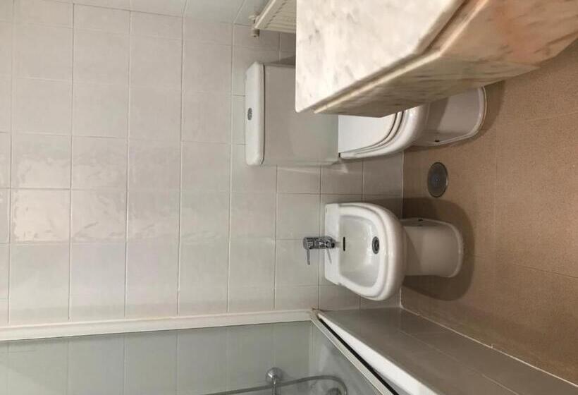 هاستل O Cruceiro