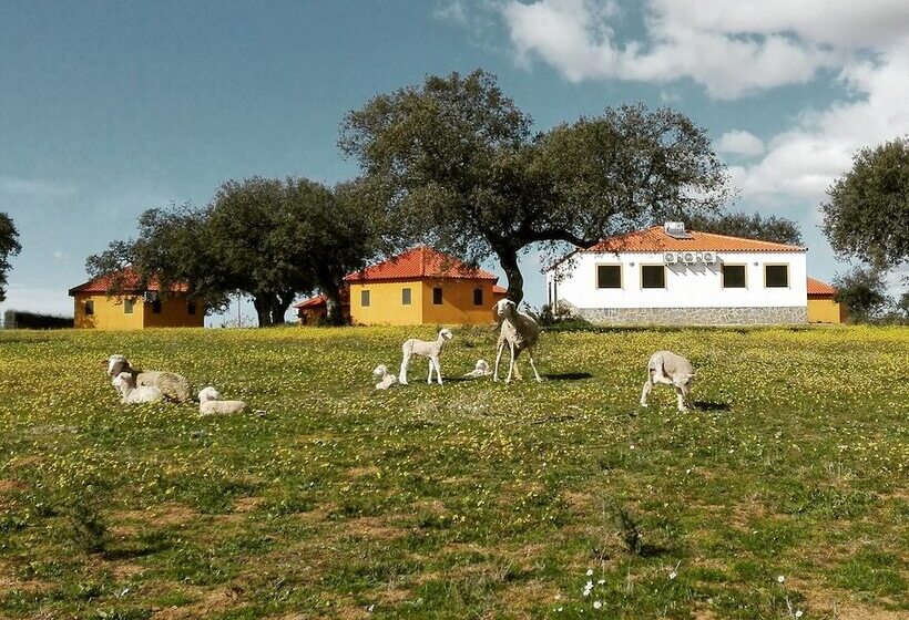 Albergue Turístico De Cornalvo