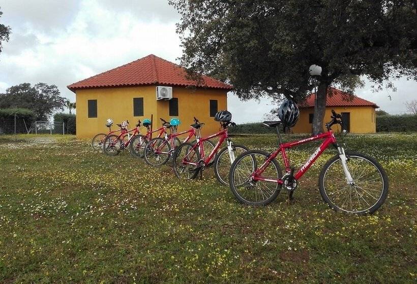 Albergue Turístico De Cornalvo