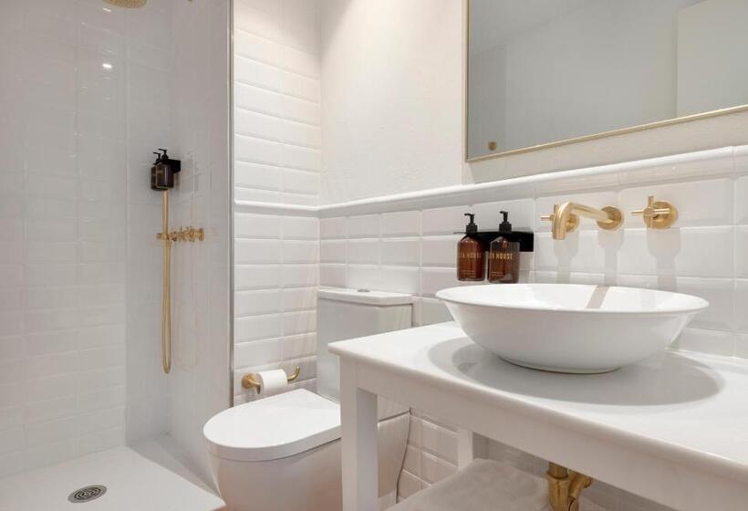 Alta House Apartments 4 Vents