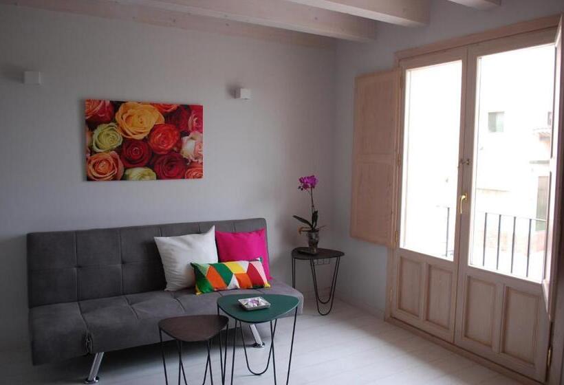 Apartamentos La Harinera