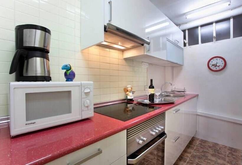 Apartamentos Llavaneras