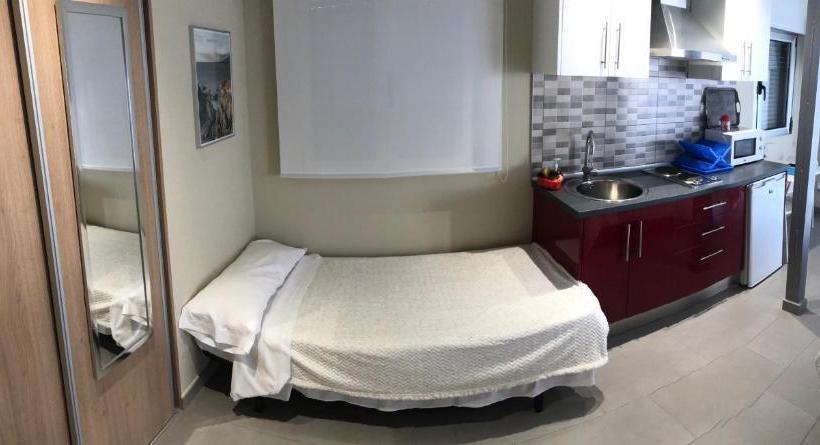 Apartamentos Turísticos María Guerrero