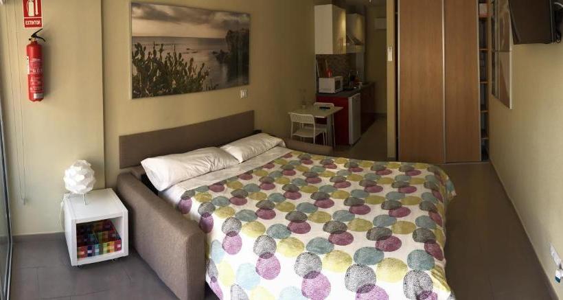 Apartamentos Turísticos María Guerrero