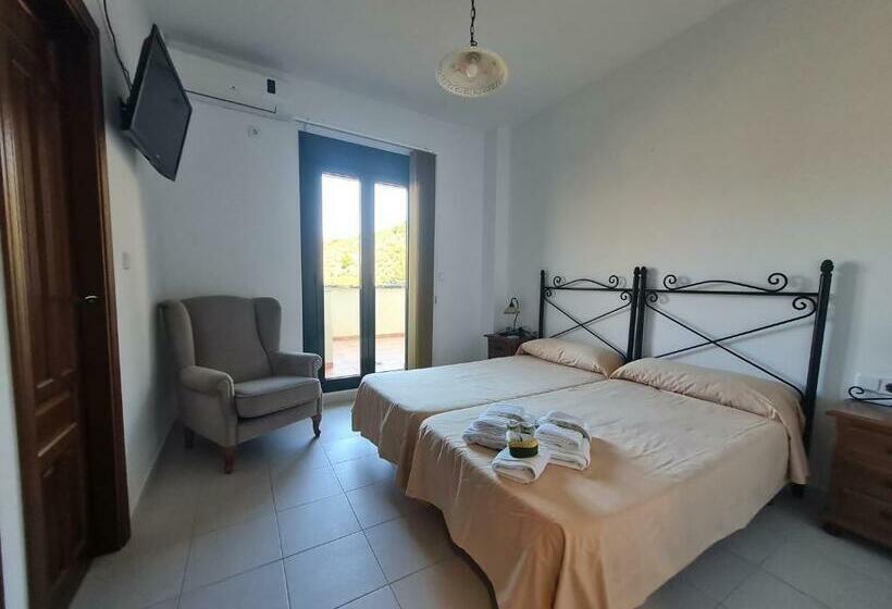 住宿加早餐  Hostal Rural De Cuadros