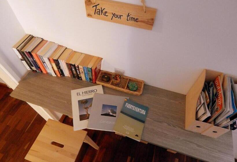 تختخواب و صبحانه Twenty Seven Degrees Las Palmas