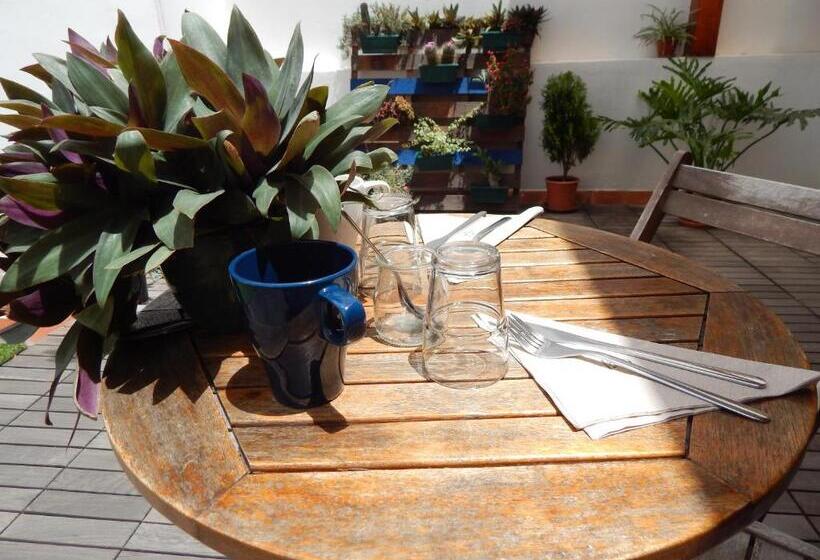 تختخواب و صبحانه Twenty Seven Degrees Las Palmas