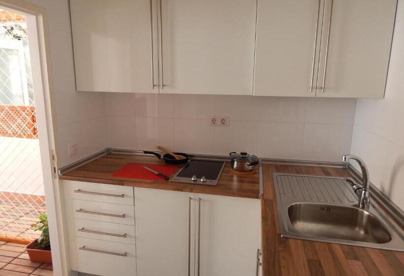 تختخواب و صبحانه Twenty Seven Degrees Las Palmas