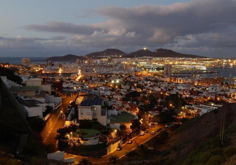 تختخواب و صبحانه Twenty Seven Degrees Las Palmas