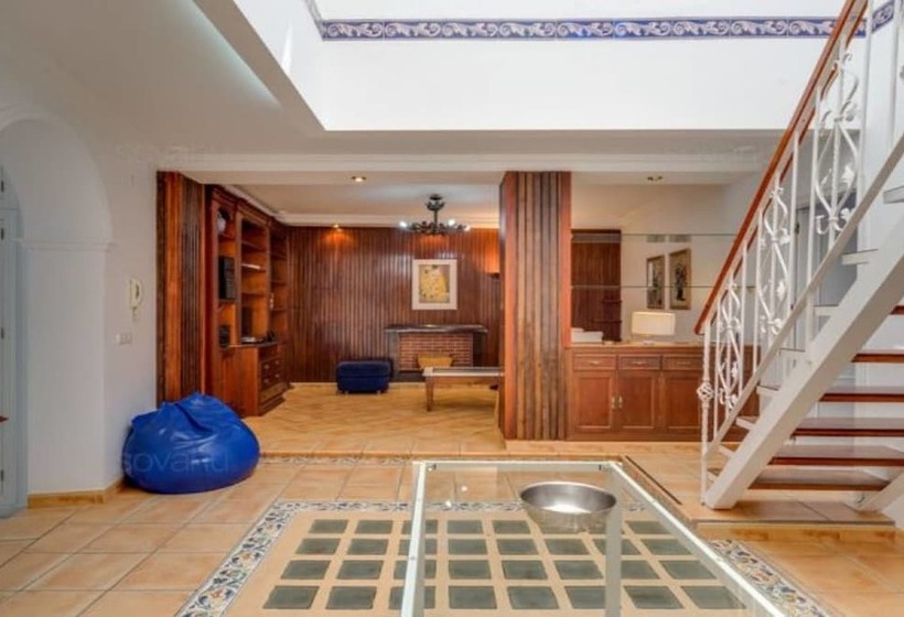 Casa Galuz, Entre La Sierra Y El Mar