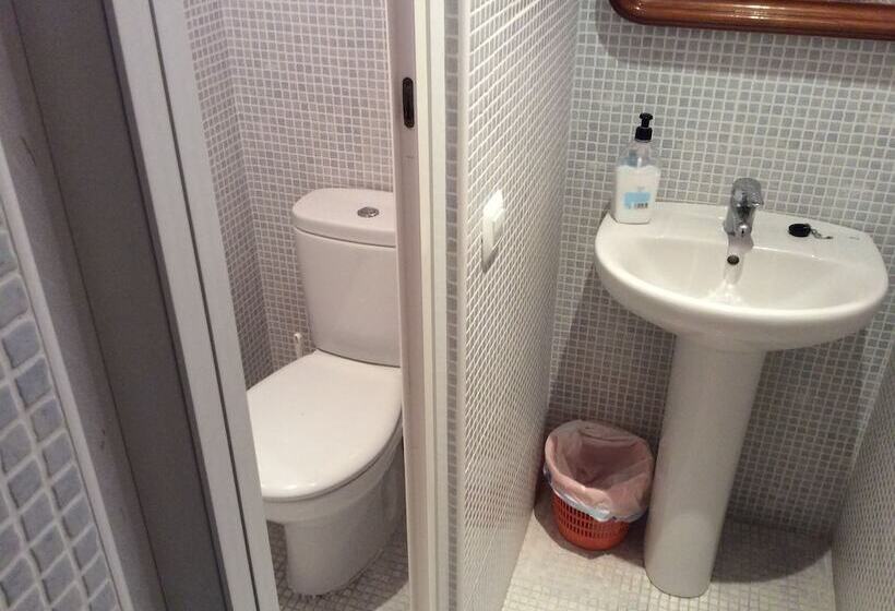 Albergue Llanes Playa De Poo   Hostel