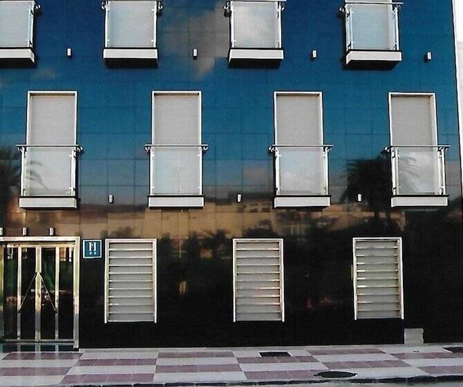 فندق فئة نجمة واحدة Fuente De La Magdalena