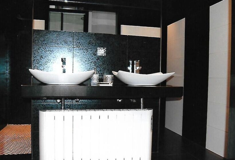 فندق فئة نجمة واحدة Fuente De La Magdalena