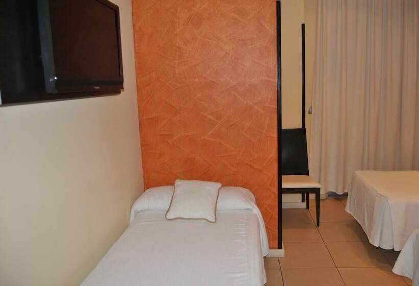 فندق فئة نجمة واحدة Fuente De La Magdalena