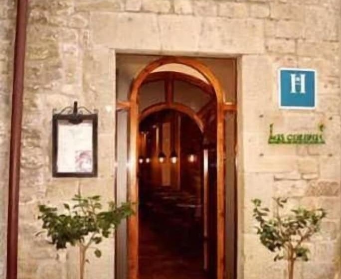 Hostal Las Coronas