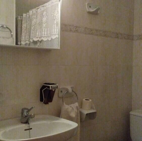 여관 Pensión  Mari Loli   Oficial