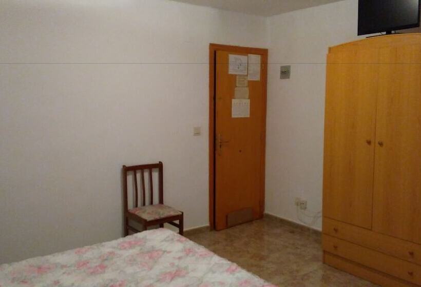 여관 Pensión  Mari Loli   Oficial