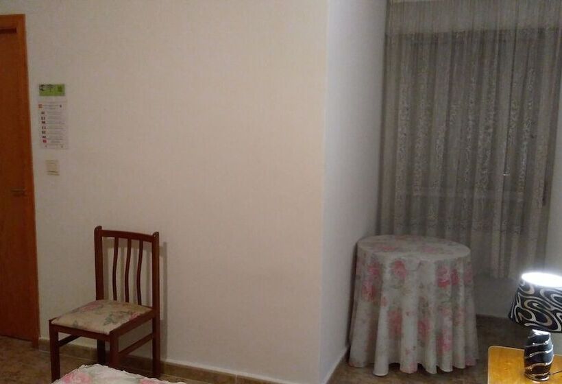 여관 Pensión  Mari Loli   Oficial