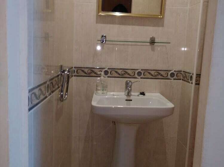 فندق فئة نجمة واحدة Pension Martinez