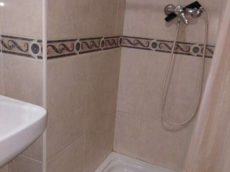 فندق فئة نجمة واحدة Pension Martinez