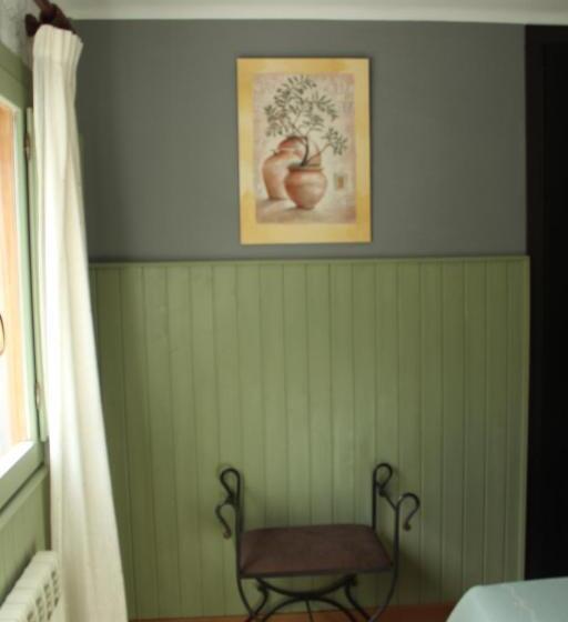 Hostal Restaurante Fogón De Gredos