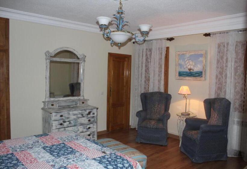 Hostal Restaurante Fogón De Gredos