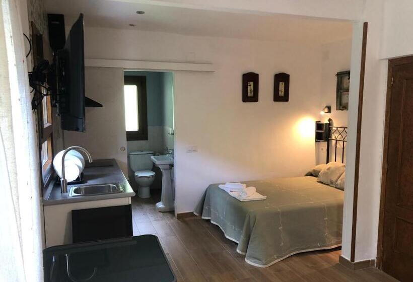 Hostal Restaurante Fogón De Gredos