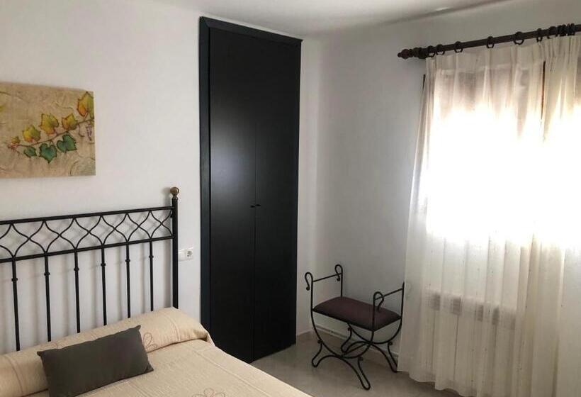 Hostal Restaurante Fogón De Gredos