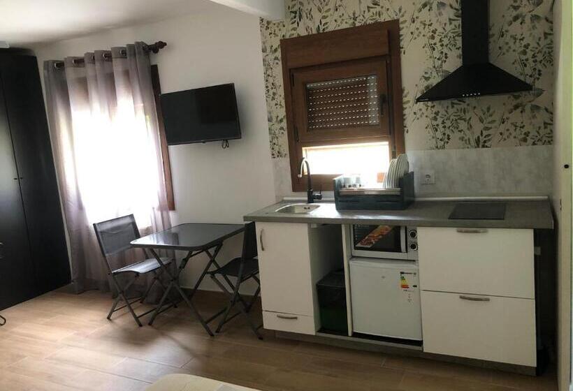 Hostal Restaurante Fogón De Gredos