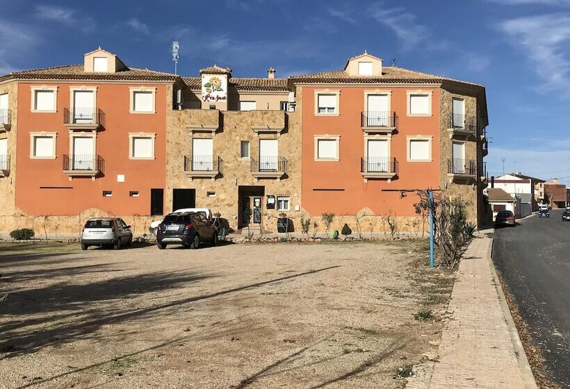 Hostal Rural Los Girasoles De Iniesta