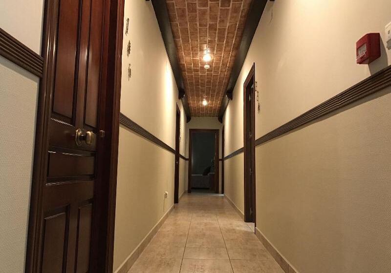 Hostal Rural Los Girasoles De Iniesta