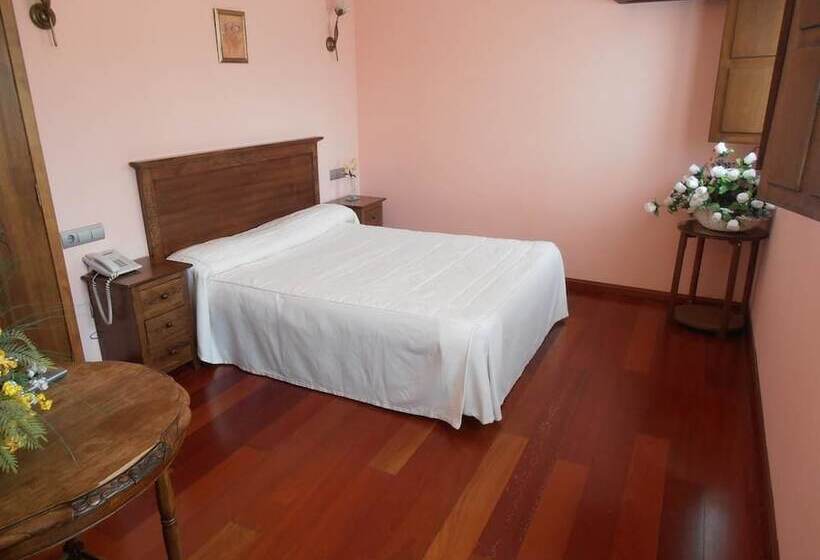 Hostal Virgen De La Encina