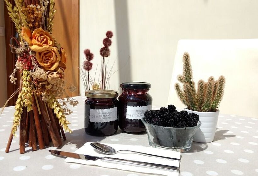 فندق A Cantaruxa Maruxa Turismo Rural