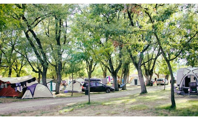 فندق Camping Bungalow Parque Isábena