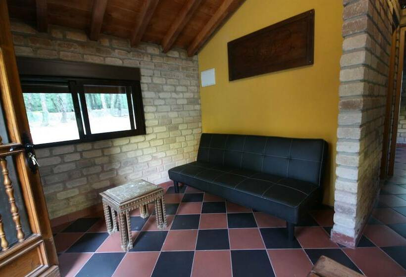 호텔 Cabañas Bungalow Albergue Camping Valle Do Seo