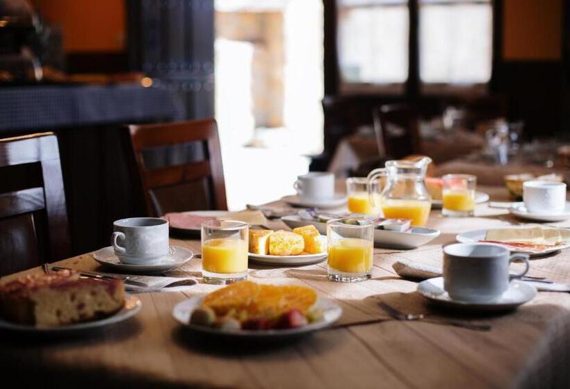 فندق La Casona De Cardes