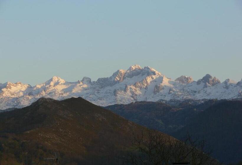 فندق La Casona De Cardes