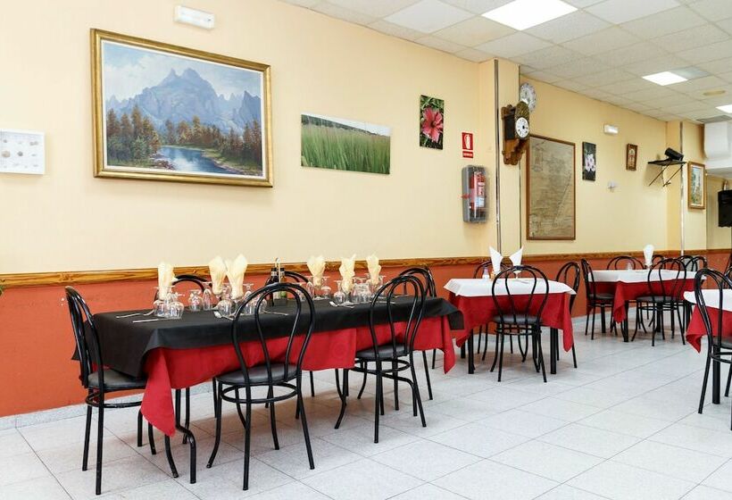 فندق Restaurante Altabella