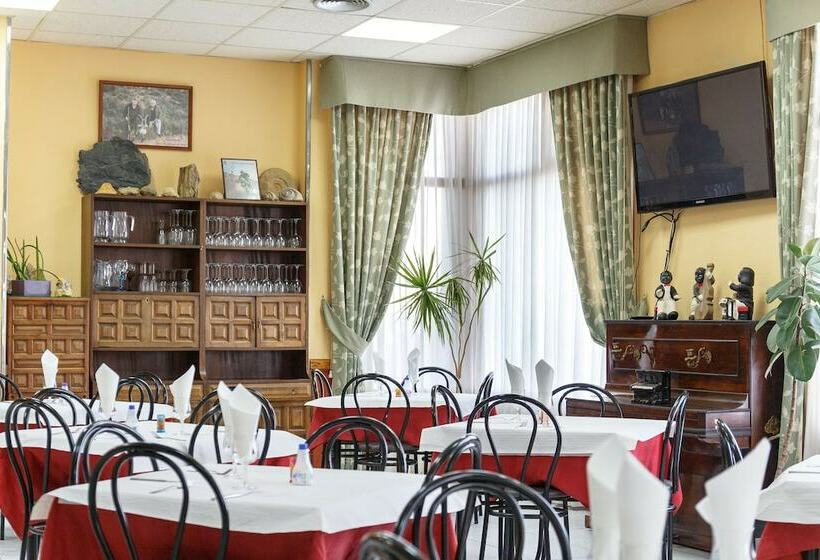 酒店 Restaurante Altabella