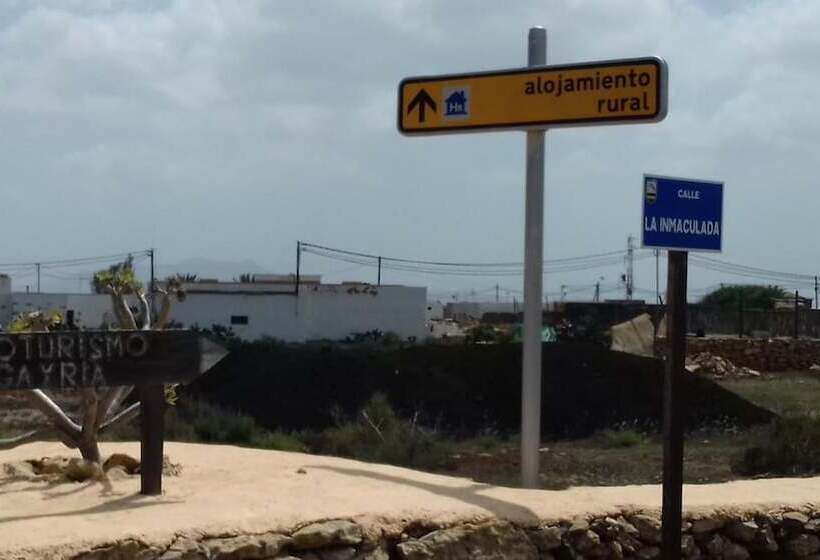 فندق ريفى Agroturismo La Gayria